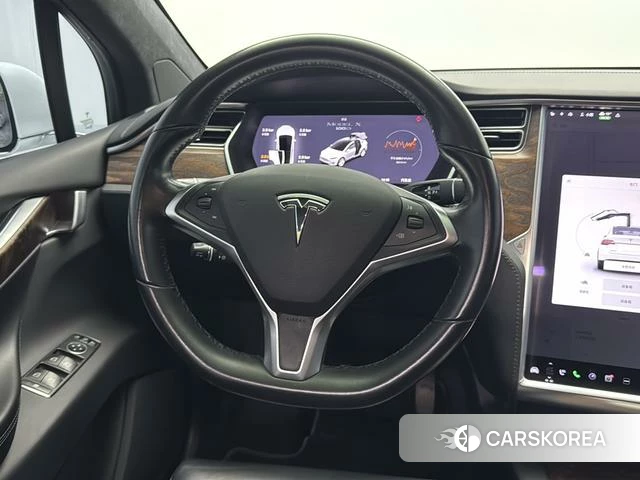 Tesla Model X id 4219594 из Китая 12