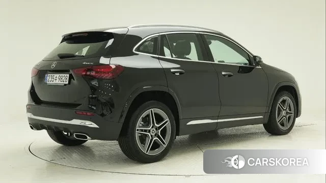 Mercedes-Benz GLA - Class H247 id 3410146 из Кореи 9