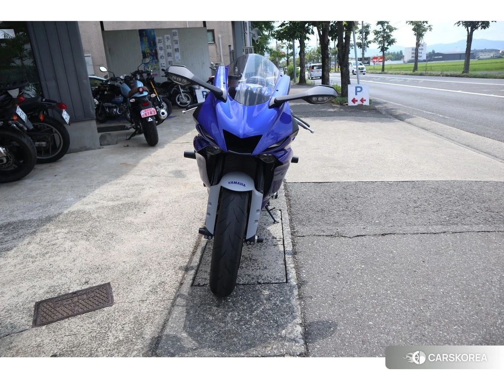 Проданный Yamaha YZF-R6 2021 из Японии