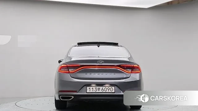 Hyundai Grandeur IG id 3050773 из Кореи 10