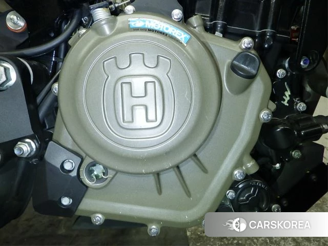 Engine photo