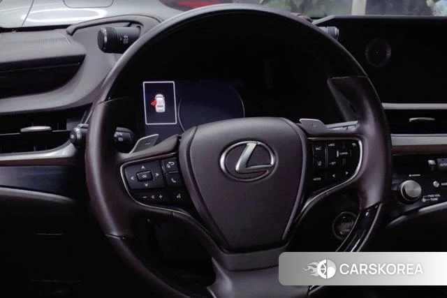 Lexus ES id 4279272 из Китая 12