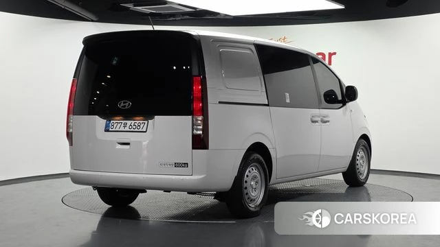 Hyundai Staria id 4505299 из Кореи 12