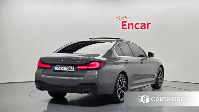 BMW 5 Series (G30) id 3746355 из Кореи 12