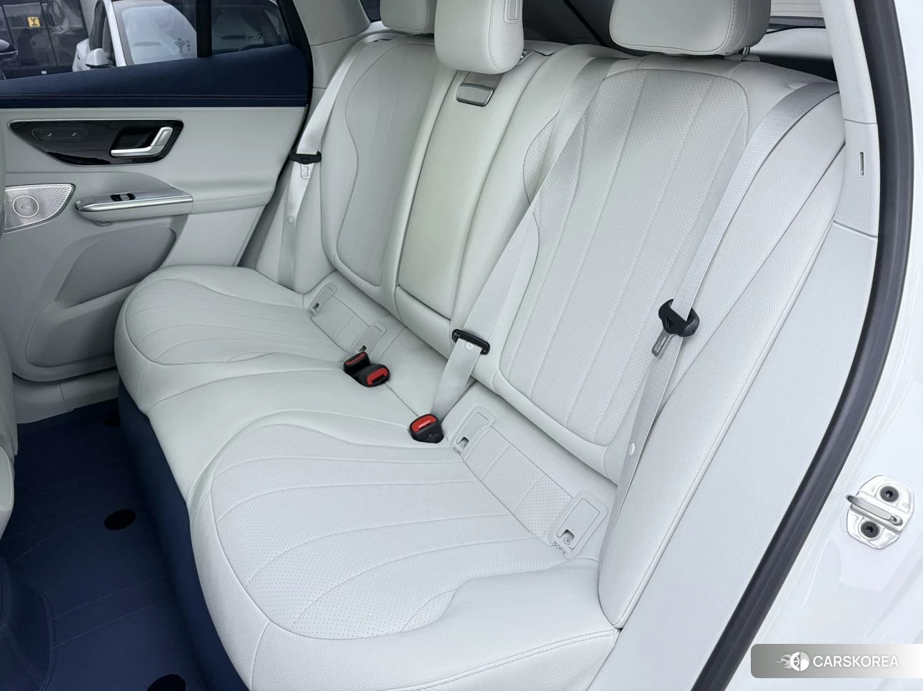 Mercedes-Benz EQE SUV 2023 Белый из Китая, фото 5