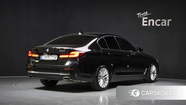 BMW 5 Series (G30) id 4282617 из Кореи 12