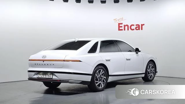 Hyundai Grandeur (GN7) id 4302635 из Кореи 12