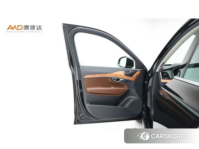 Volvo XC90 2019 Черный из Китая, фото 2
