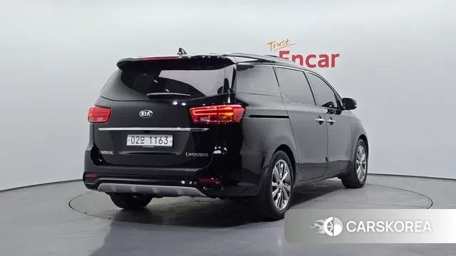 Kia The New Carnival id 3692667 из Кореи 12