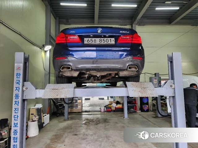 BMW 5 Series (G30) 2018 Синий из Кореи, фото 2