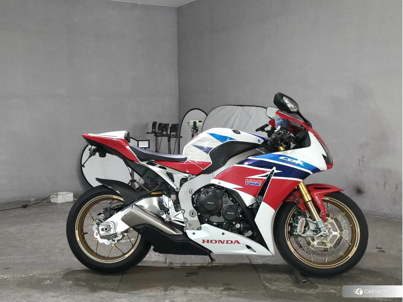 Проданный Honda CBR1000RR id 3947187 из Японии, фото 3