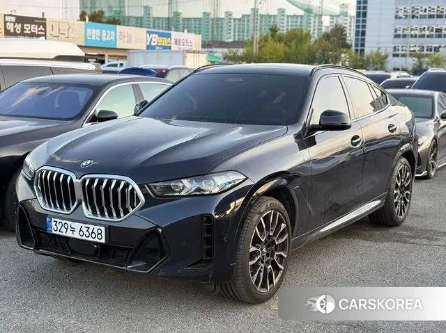 BMW X6 (G06) 2023 Черный из Кореи, фото 2