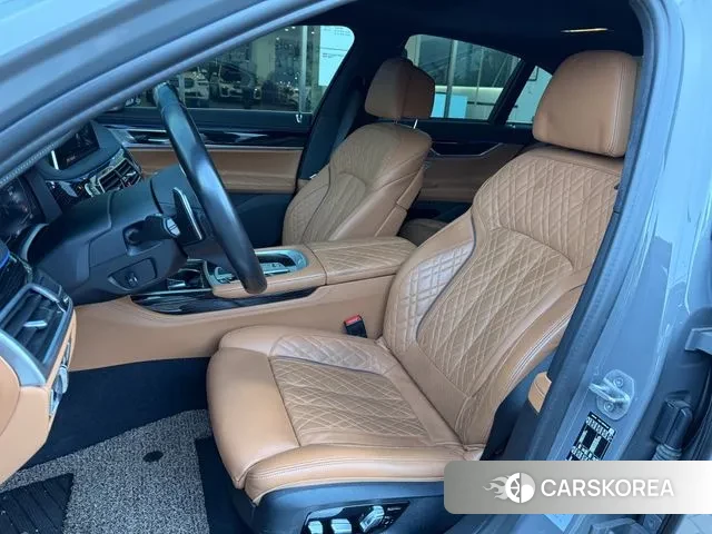 BMW 7 Series (G11) 2022 Серый из Кореи, фото 2