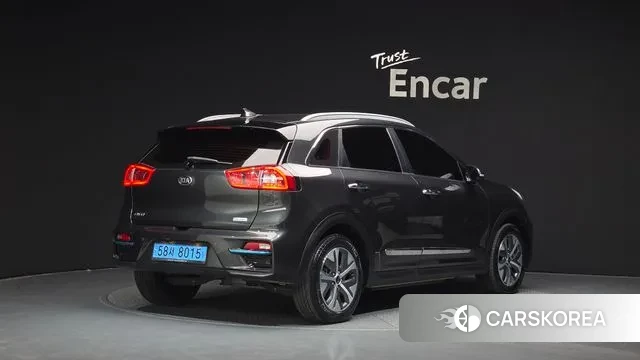 Kia Niro EV id 3788412 из Кореи 12