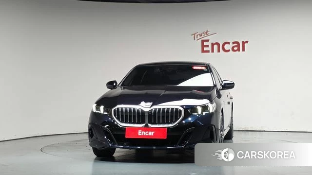 BMW 5 Series (G60) id 4870882 из Кореи 12