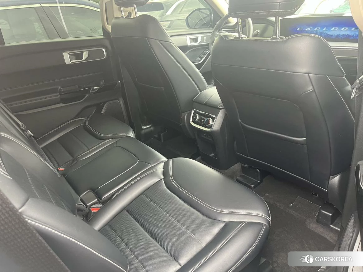 Ford Explorer id 4505034 из Китая 12