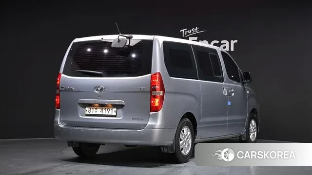 Hyundai The New Grand Starex id 3737383 из Кореи 12