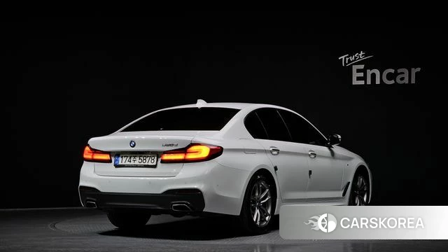 BMW 5 Series (G30) id 3899859 из Кореи 12