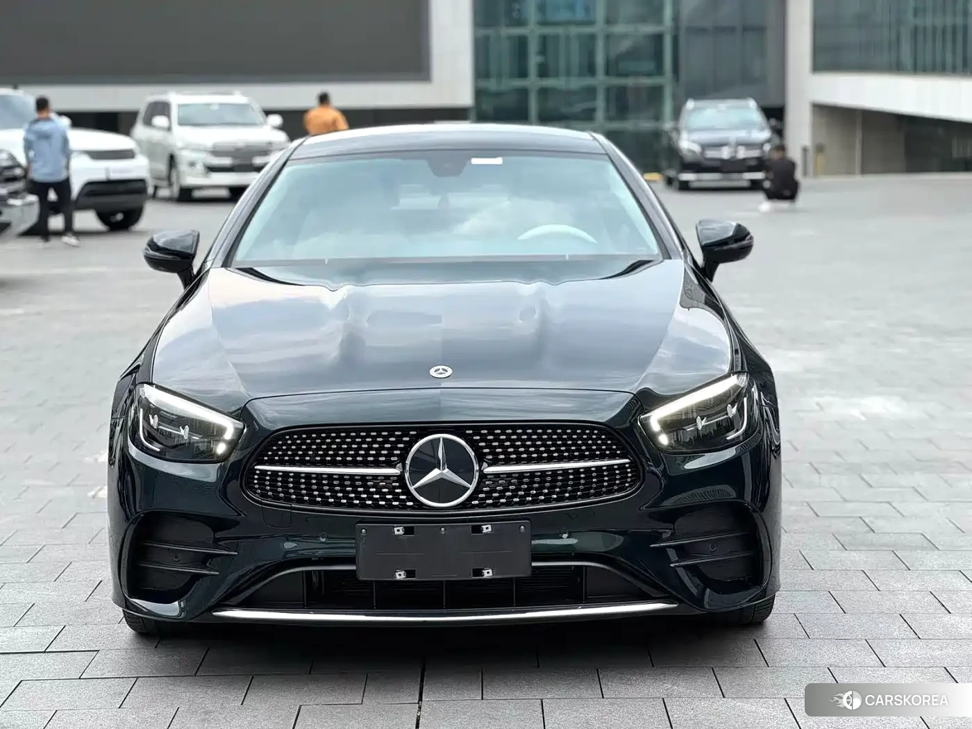 Mercedes-Benz E-Class 2023 Зеленый из Китая, фото 2