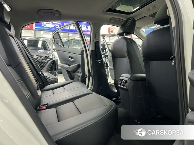 Nissan Xuan Yi 2022 Белый из Китая, фото 6