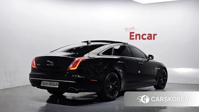 Jaguar All New XJ id 3325197 из Кореи 12