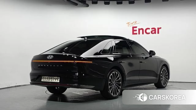 Hyundai Grandeur Hybrid (GN7) id 4921463 из Кореи 12