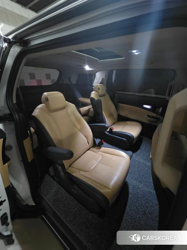 Kia Carnival 4th generation 2023 Белый из Кореи, фото 2