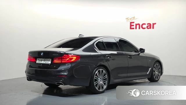 BMW 5 Series (G30) id 4520352 из Кореи 12