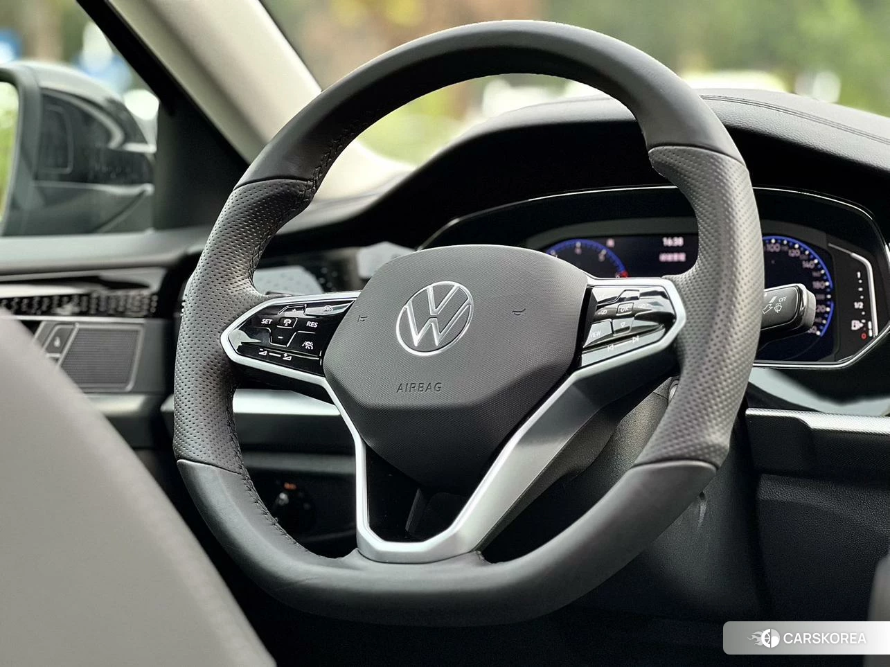 Volkswagen Passat 2021 Черный из Китая, фото 6
