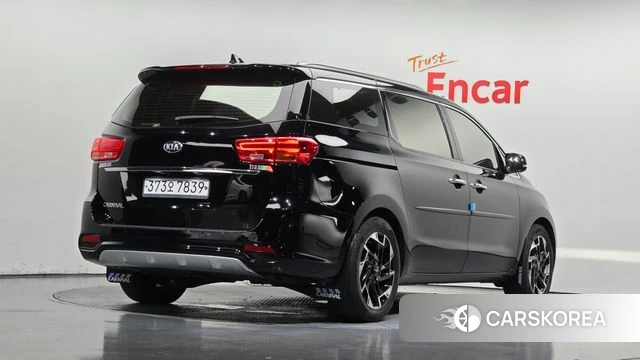 Kia The New Carnival id 4708414 из Кореи 12