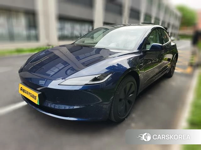Tesla Model 3 2026 Синий из Китая, фото 2