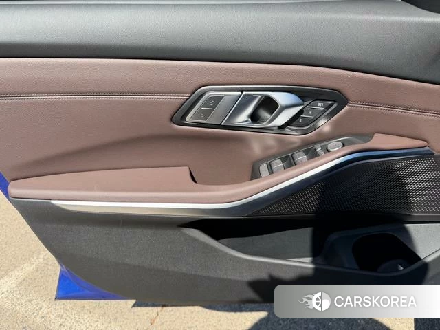 BMW 3 series id 4182528 из Китая 12