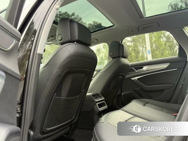 Audi A6 (import) 2021 Черный из Китая, фото 3
