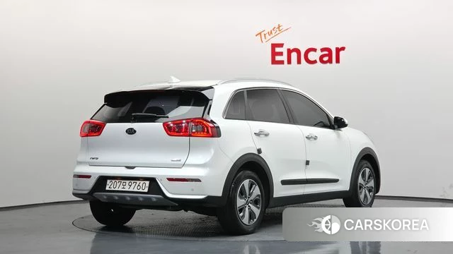 Kia Niro id 3845750 из Кореи 12