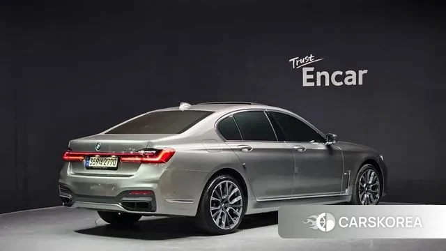 BMW 7 Series (G11) id 3361827 из Кореи 12