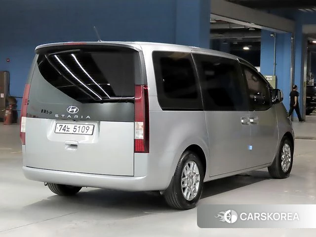Hyundai Staria id 4434324 из Кореи 12