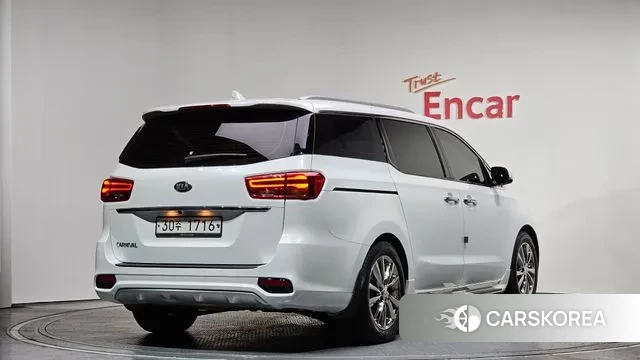 Kia The New Carnival id 3631925 из Кореи 12
