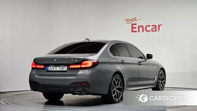 BMW 5 Series (G30) id 3708233 из Кореи 12