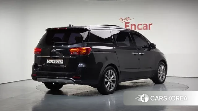 Kia All New Carnival id 3319787 из Кореи 12