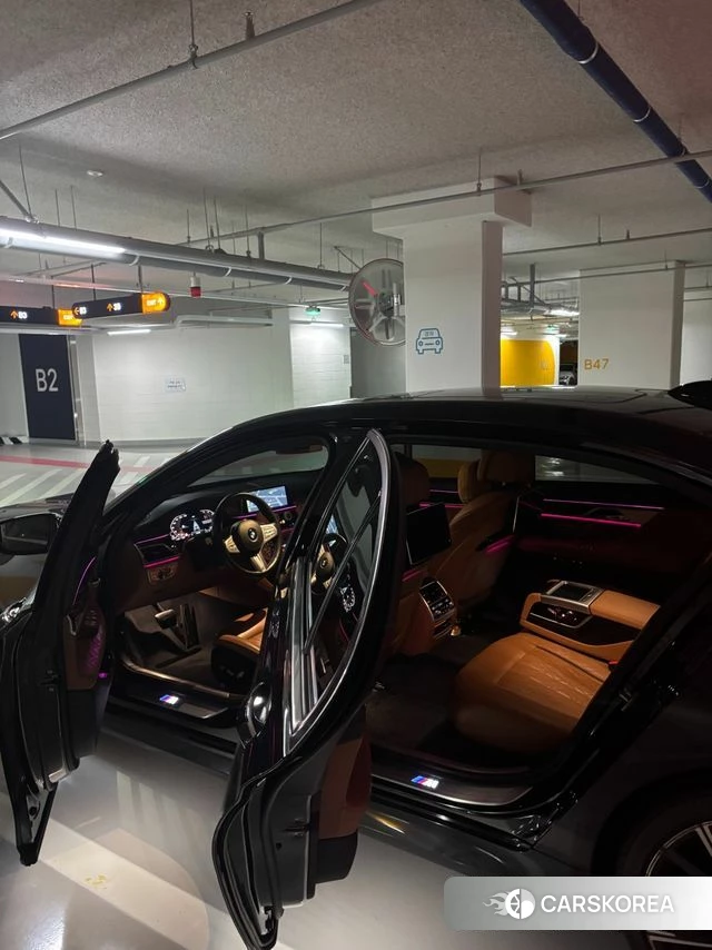 BMW 7 Series (G11) 2019 Черный из Кореи, фото 2