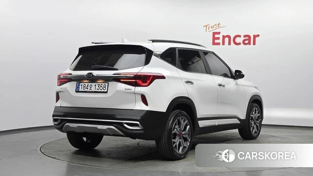 Kia Seltos id 4203035 из Кореи 12