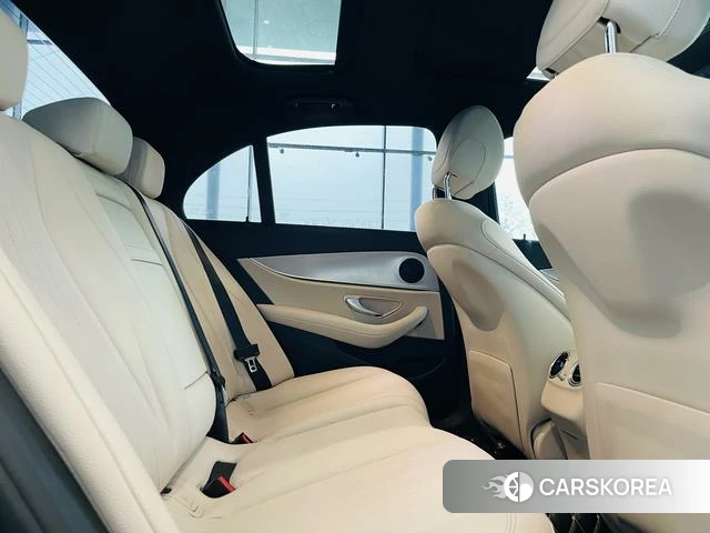 Mercedes-Benz E-class (imported) id 4213173 из Китая 11