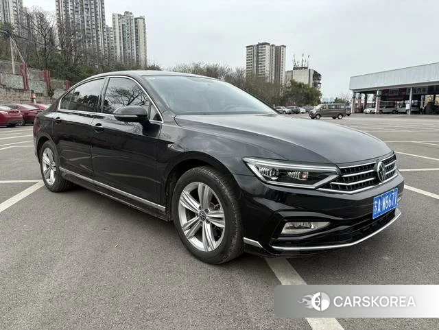 Volkswagen Magotan 2025 Черный из Китая, фото 6