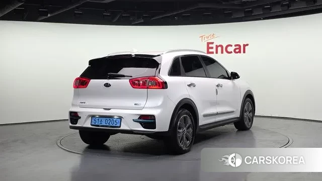 Kia Niro EV id 3754171 из Кореи 12