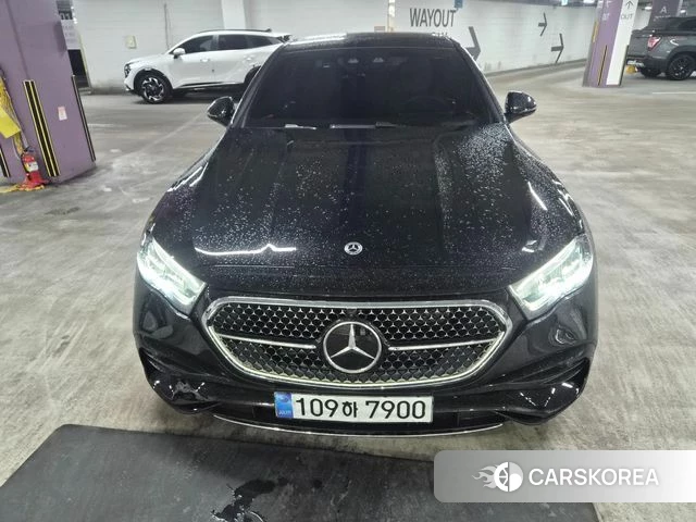 Mercedes-Benz E-Class W214 2025 Черный из Кореи, фото 2