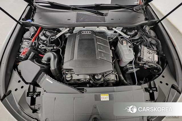 Audi A6L id 4275986 из Китая 12