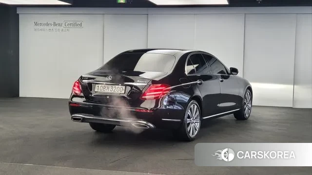 Mercedes-Benz E-Class W213 id 3626442 из Кореи 9