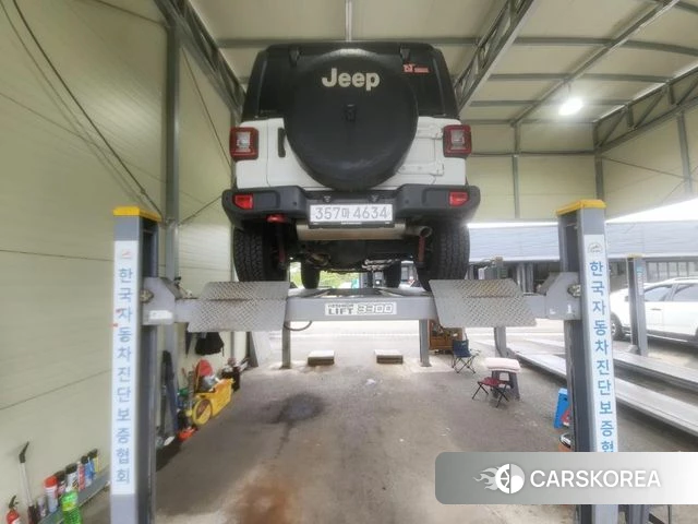 Jeep Wrangler (JL) 2021 Белый из Кореи, фото 2