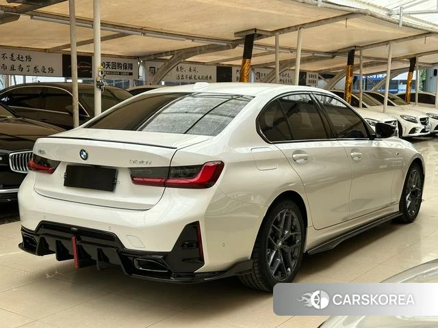 BMW 3 series 2025 Белый из Китая, фото 2