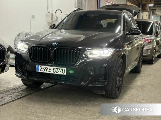 BMW X3 (G01) 2024 Черный из Кореи, фото 2